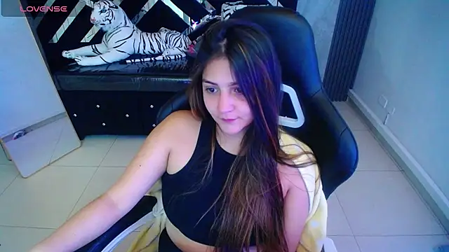 Snapshot of emily_cooper_t chatting on 09/10/25, 03:06 emily cooper t online show from 09/10/25, 03:06