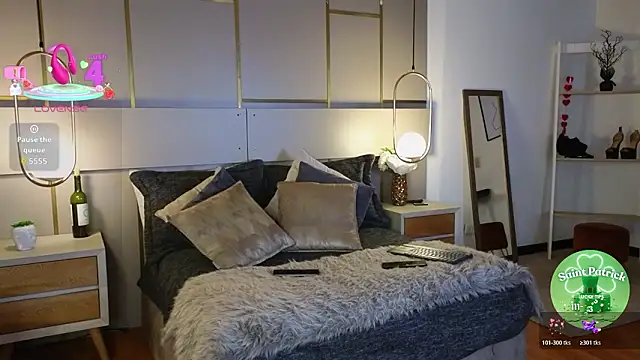 Snapshot of Lina_Montclair chatting on 03/18/26, 05:05 Lina Montclair online show from 03/18/26, 05:05