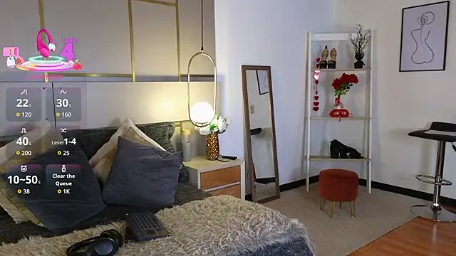 Snapshot of Lina_Montclair chatting on 03/26/26, 07:30 Lina Montclair online show from 03/26/26, 07:30