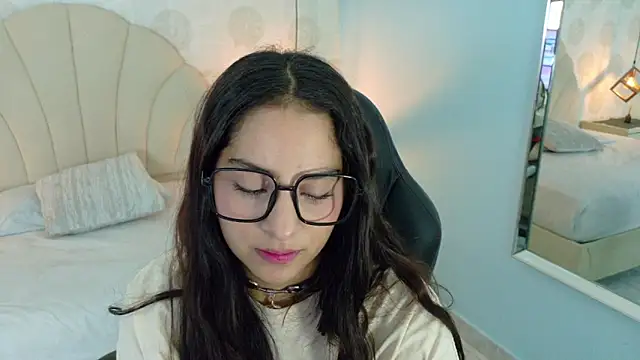 AIXATRISTA1 online show from 03/03/26, 07:42