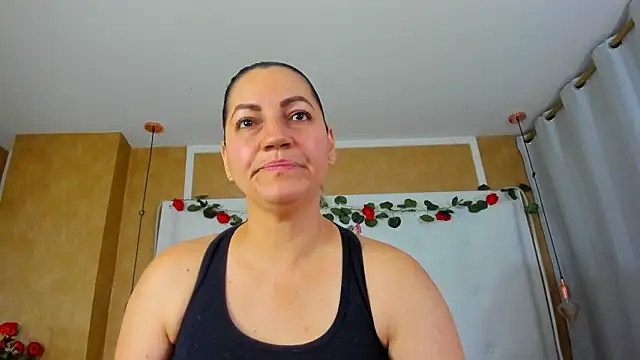 Heidy milf online show from 03/16/26, 08:35