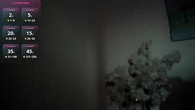 Snapshot of luxurykatty chatting on 03/16/26, 10:58 luxurykatty online show from 03/16/26, 10:58