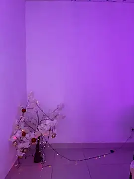luxurykatty online show from 07/12/26, 09:28