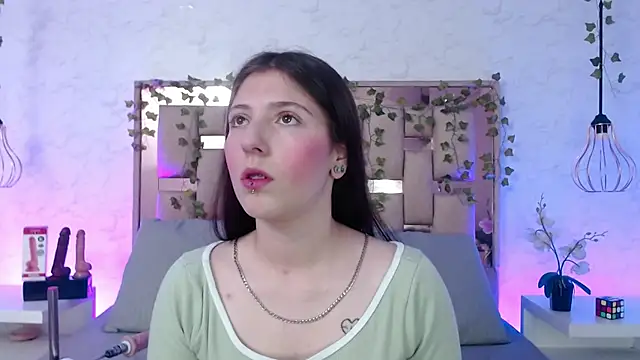 ScarlettRox online show from 09/12/25, 11:32