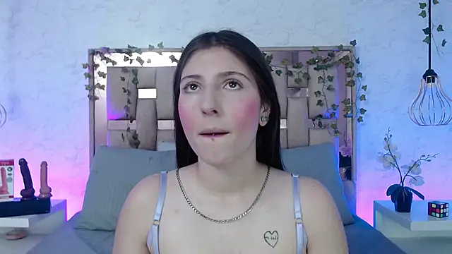 ScarlettRox online show from 09/13/25, 11:32