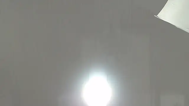 Snapshot of ScarlettRox chatting on 12/19/25, 07:32 ScarlettRox online show from 12/19/25, 07:32