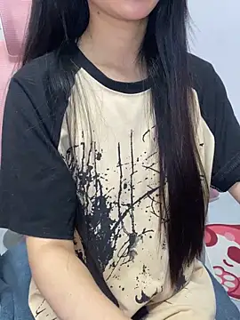 Snapshot of Sexlove_bb chatting on 09/20/25, 02:18 Sexlove bb online show from 09/20/25, 02:18