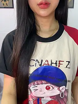 Snapshot of Sexlove_bb chatting on 10/23/25, 10:30 Sexlove bb online show from 10/23/25, 10:30