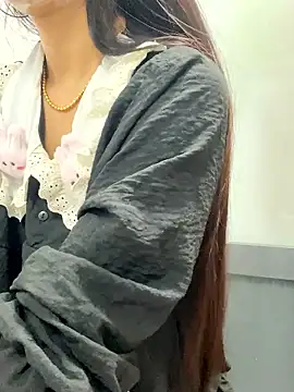 Snapshot of Sexlove_bb chatting on 01/11/26, 12:37 Sexlove bb online show from 01/11/26, 12:37