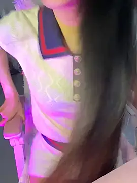 Snapshot of Sexlove_bb chatting on 03/02/26, 12:35 Sexlove bb online show from 03/02/26, 12:35