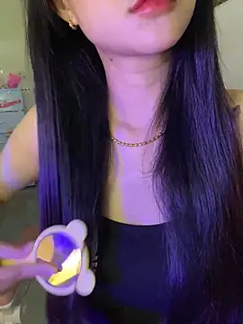 Snapshot of Sexlove_bb chatting on 03/23/26, 07:12 Sexlove bb online show from 03/23/26, 07:12