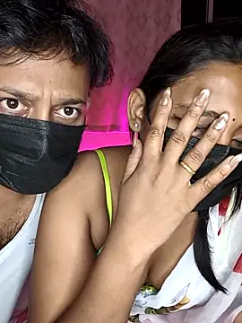 Snapshot of Hot-Sexy-Riya chatting on 09/22/25, 06:43 Hot-Sexy-Riya online show from 09/22/25, 06:43