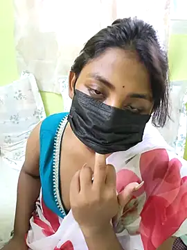 Snapshot of Hot-Sexy-Riya chatting on 10/07/25, 10:34 Hot-Sexy-Riya online show from 10/07/25, 10:34