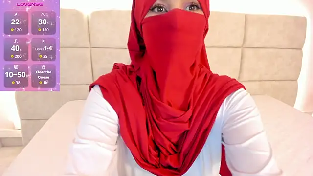 Snapshot of _Nadiaa chatting on 11/07/25, 07:03 Nadiaa online show from 11/07/25, 07:03