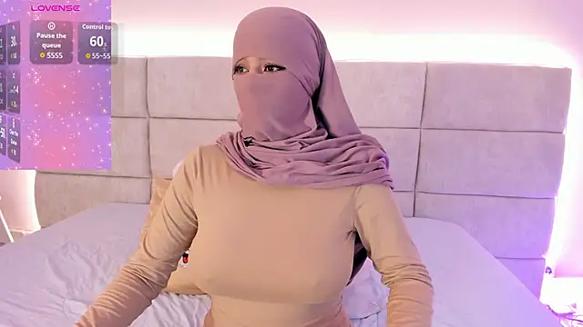 Snapshot of _Nadiaa chatting on 12/03/25, 07:12 Nadiaa online show from 12/03/25, 07:12