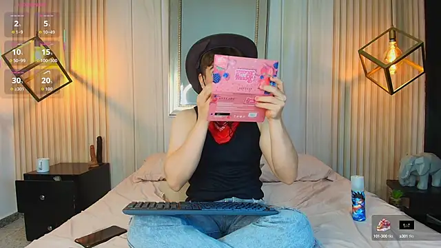 TaylerWhite online show from 10/11/25, 12:58