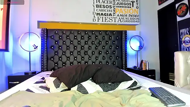 TaylerWhite online show from 11/13/25, 12:59