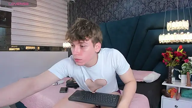 TaylerWhite online show from 02/20/26, 11:32