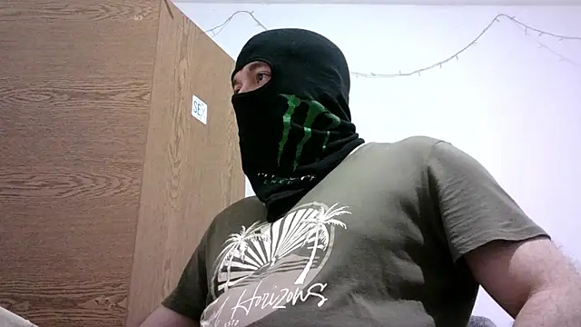 Snapshot of Black_Scorpion91 chatting on 10/18/25, 05:03 Black Scorpion91 online show from 10/18/25, 05:03