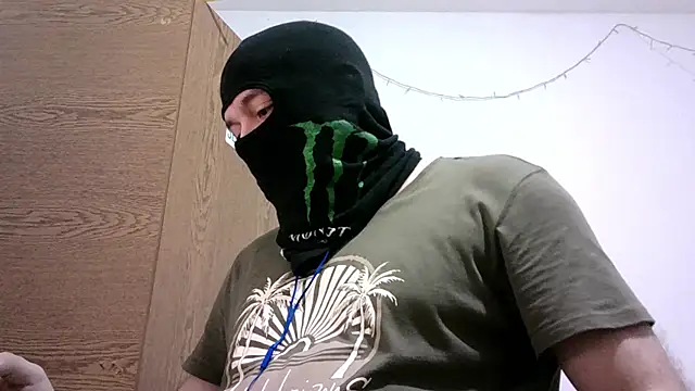 Snapshot of Black_Scorpion91 chatting on 10/19/25, 05:13 Black Scorpion91 online show from 10/19/25, 05:13