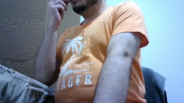 Snapshot of Black_Scorpion91 chatting on 10/25/25, 06:46 Black Scorpion91 online show from 10/25/25, 06:46