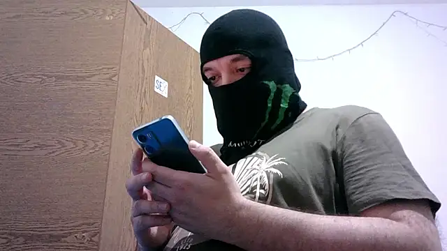 Snapshot of Black_Scorpion91 chatting on 10/29/25, 06:20 Black Scorpion91 online show from 10/29/25, 06:20