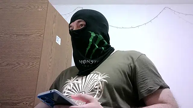 Snapshot of Black_Scorpion91 chatting on 10/31/25, 05:25 Black Scorpion91 online show from 10/31/25, 05:25