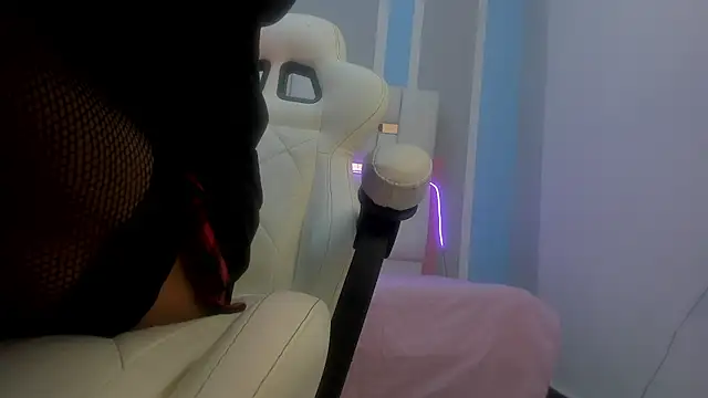 MilkWhore1 online show from 02/10/26, 07:29