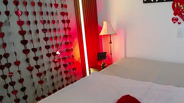 Mia garcia28 online show from 02/14/26, 07:21