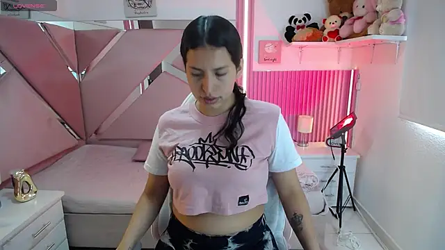 Mia garcia28 online show from 03/09/26, 06:34