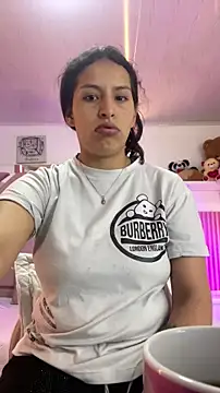Snapshot of Mia_garcia28 chatting on 03/19/26, 07:40 Mia garcia28 online show from 03/19/26, 07:40