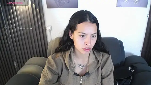 Snapshot of Mia_garcia28 chatting on 05/13/26, 01:41 Mia garcia28 online show from 05/13/26, 01:41