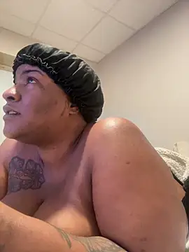 Snapshot of honestlychina chatting on 04/08/26, 12:38 honestlychina online show from 04/08/26, 12:38