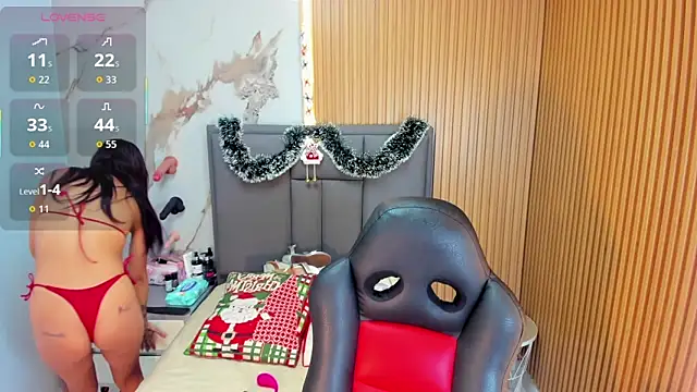 Snapshot of Isisleroy1 chatting on 12/15/25, 02:49 Isisleroy1 online show from 12/15/25, 02:49