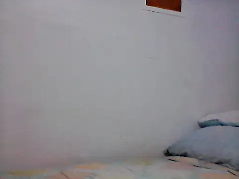 Snapshot of nhayasquirt chatting on 09/09/25, 10:20 nhayasquirt online show from 09/09/25, 10:20