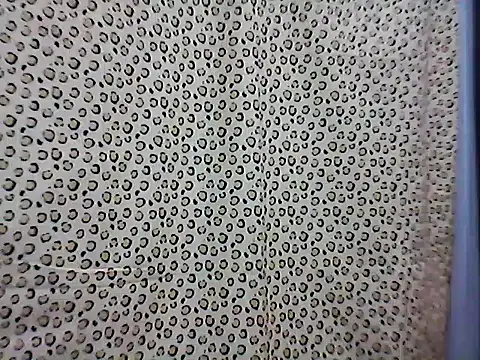 Snapshot of nhayasquirt chatting on 09/21/25, 10:11 nhayasquirt online show from 09/21/25, 10:11