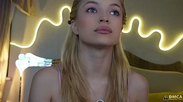 Snapshot of kellypeachcake chatting on 11/23/25, 05:18 kellypeachcake online show from 11/23/25, 05:18