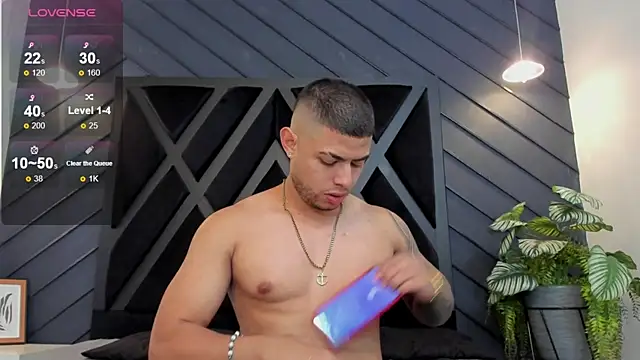 marco garciia  online show from 10/30/25, 11:16