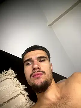 Snapshot of los_freaky chatting on 10/06/25, 07:50 los freaky online show from 10/06/25, 07:50