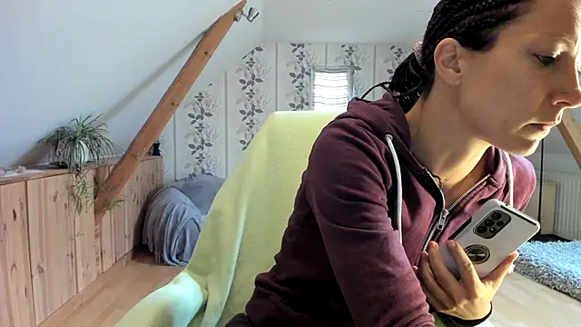 Snapshot of Axunamun chatting on 11/20/25, 08:36 Axunamun online show from 11/20/25, 08:36