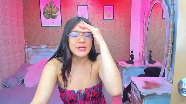 Dali collin online show from 11/06/25, 01:01