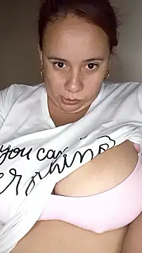 luzdanna online show from 10/22/25, 04:40