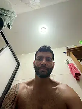 Snapshot of yorbymaxx chatting on 03/05/26, 11:50 yorbymaxx online show from 03/05/26, 11:50