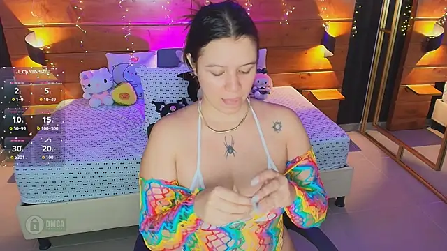 Snapshot of hanna_kimura chatting on 10/07/25, 07:44 hanna kimura online show from 10/07/25, 07:44