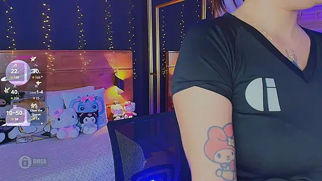 Snapshot of hanna_kimura chatting on 10/12/25, 01:32 hanna kimura online show from 10/12/25, 01:32