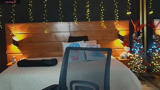 Snapshot of hanna_kimura chatting on 12/03/25, 07:45 hanna kimura online show from 12/03/25, 07:45