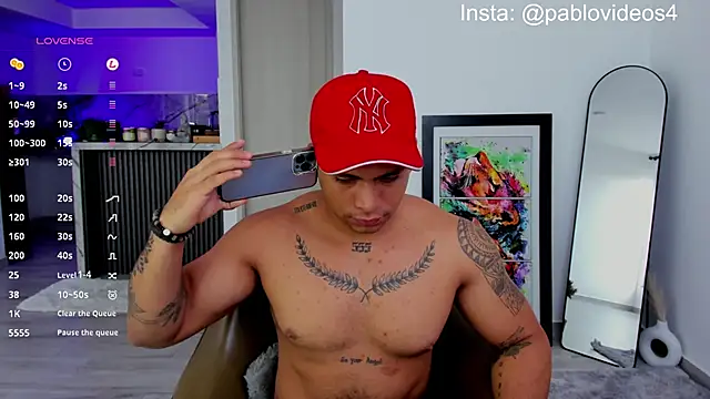 Nicolasmontoya16 online show from 09/12/25, 12:27