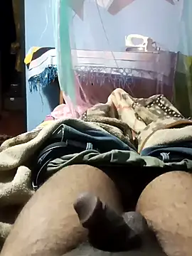 Snapshot of m11a2f3a4z5 chatting on 02/26/26, 03:22 m11a2f3a4z5 online show from 02/26/26, 03:22