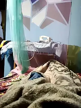 Snapshot of m11a2f3a4z5 chatting on 03/05/26, 02:57 m11a2f3a4z5 online show from 03/05/26, 02:57