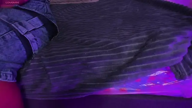 yasmin rahal online show from 01/17/26, 07:28